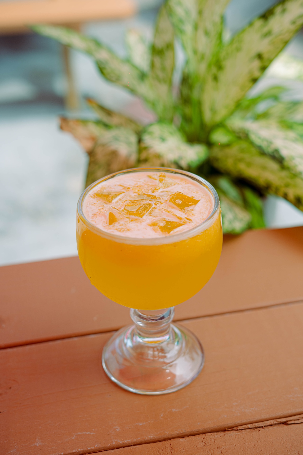 Large yellow cocktail