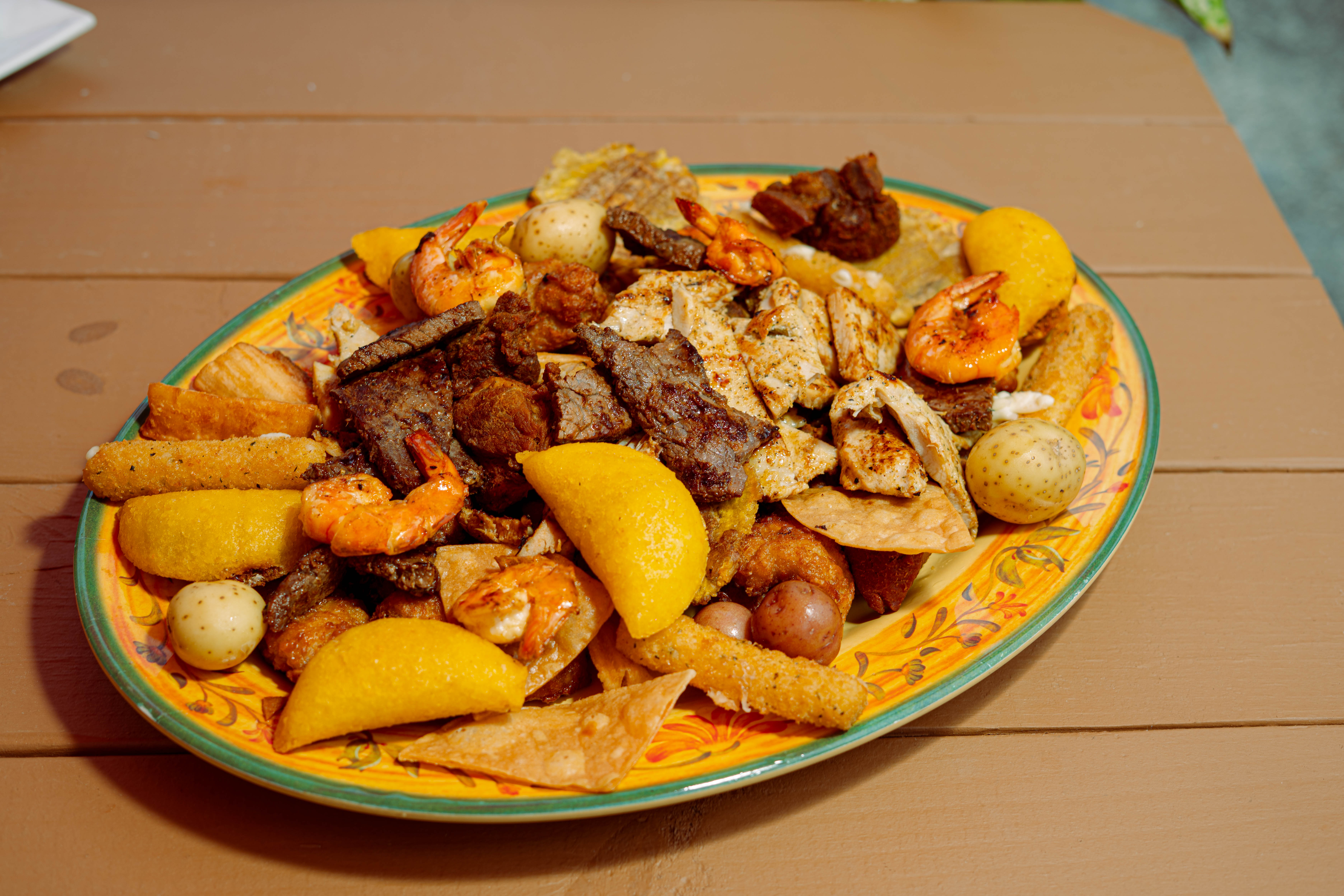Mixed grill parrillada platter
